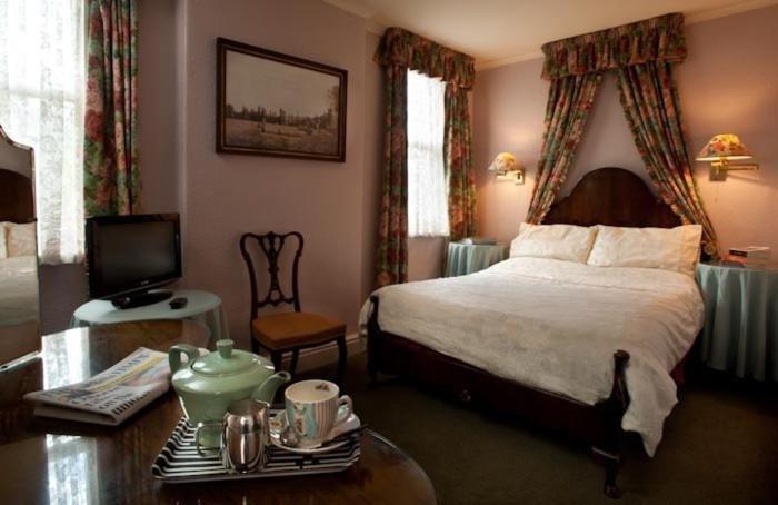 Belmont Hotel Wrexham Szoba fotó